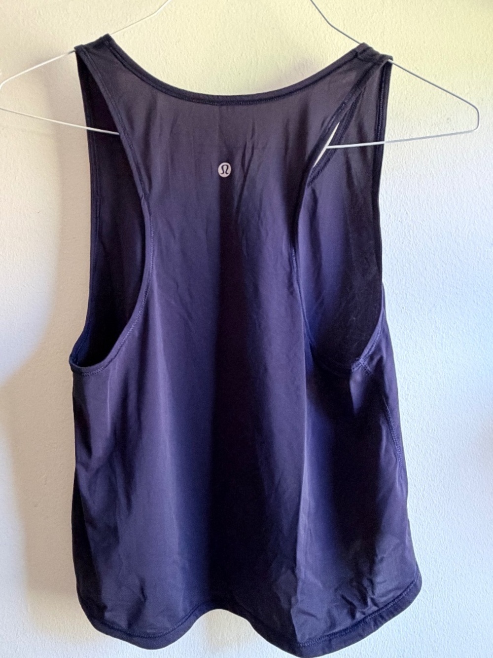Lululemon dark blue cropped athletic tank top